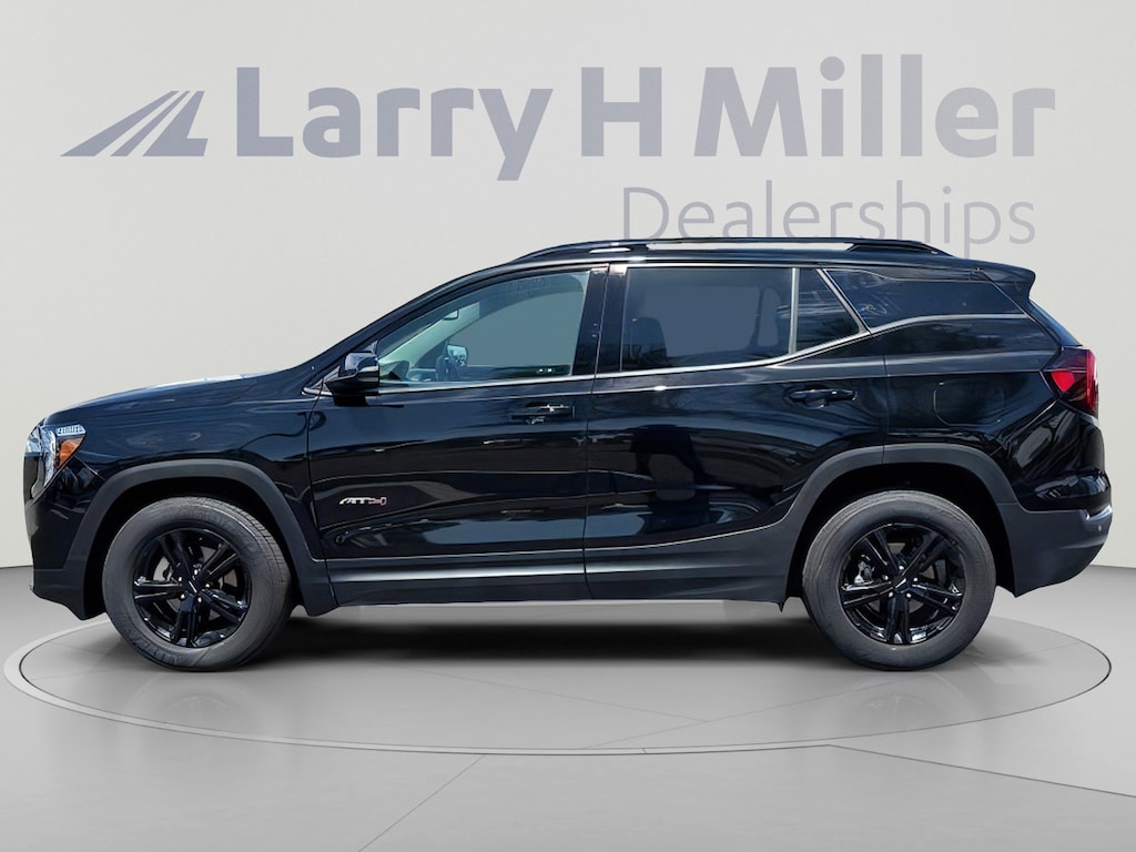 Used 2024 GMC Terrain AT4 SUV