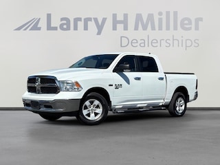 2019 Ram 1500 Classic SLT Truck Crew Cab