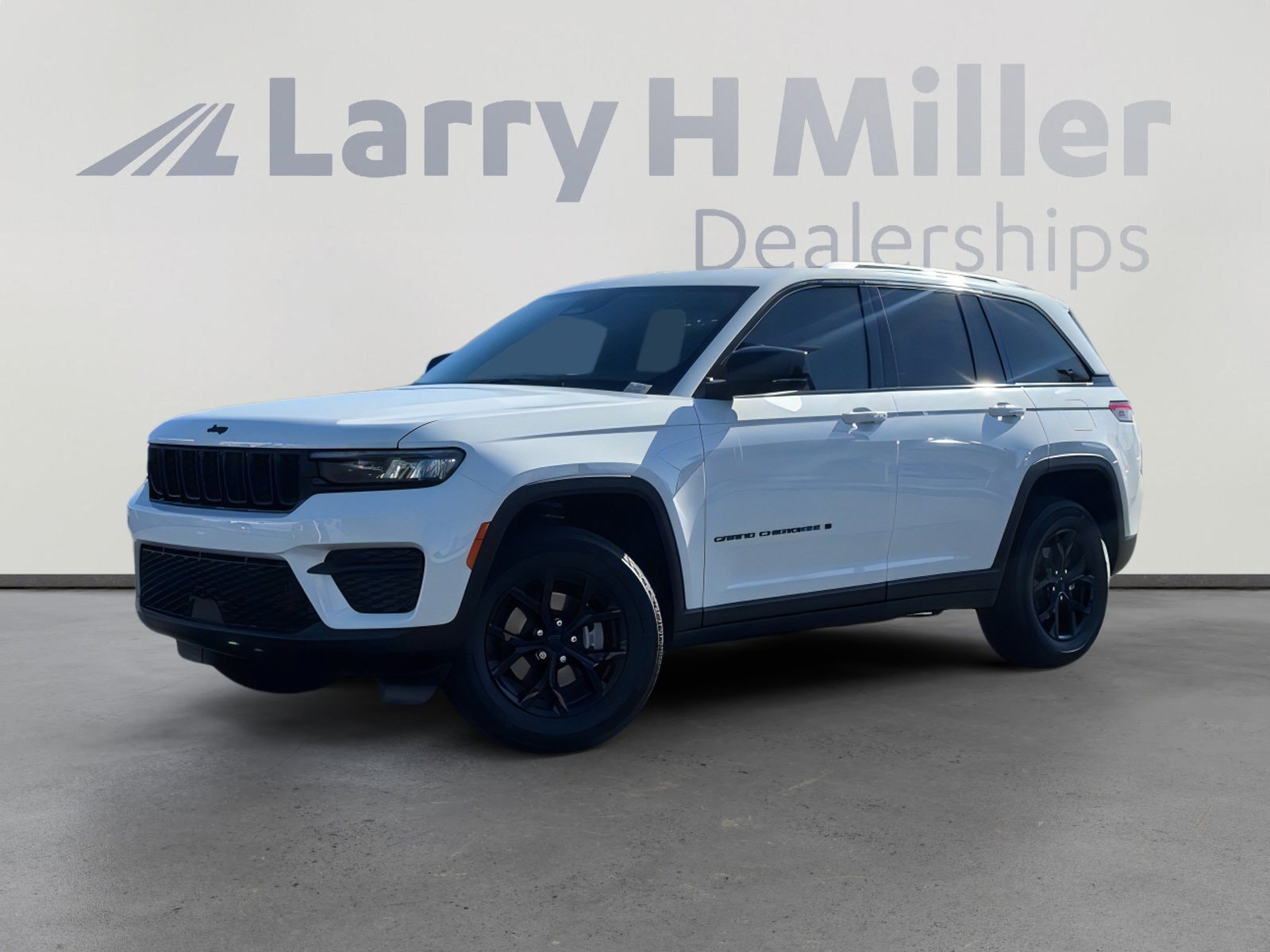 2025 Jeep Grand Cherokee Altitude's photo