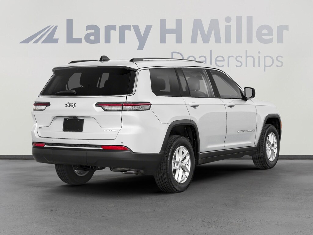 Used 2024 Jeep Grand Cherokee L Laredo SUV