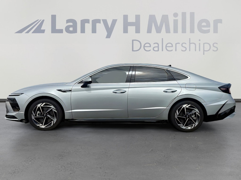 Used 2024 Hyundai Sonata SEL Sedan