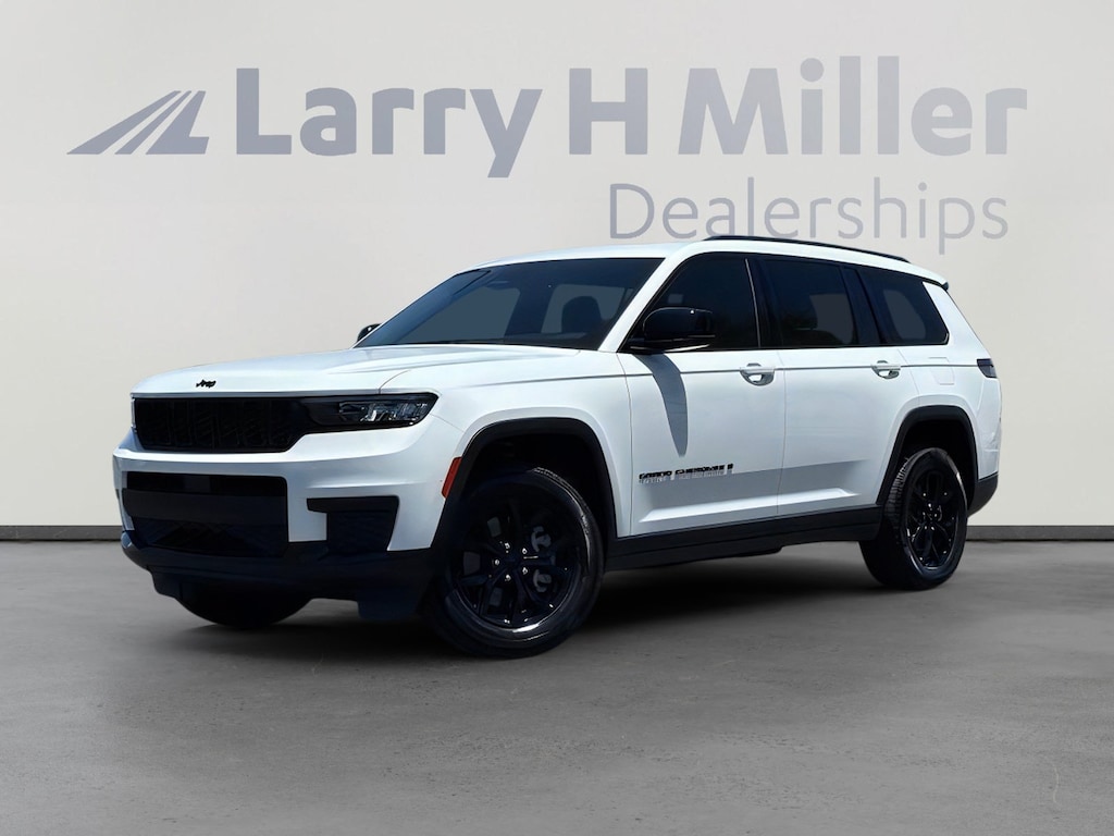 Used 2025 Jeep Grand Cherokee L Laredo SUV