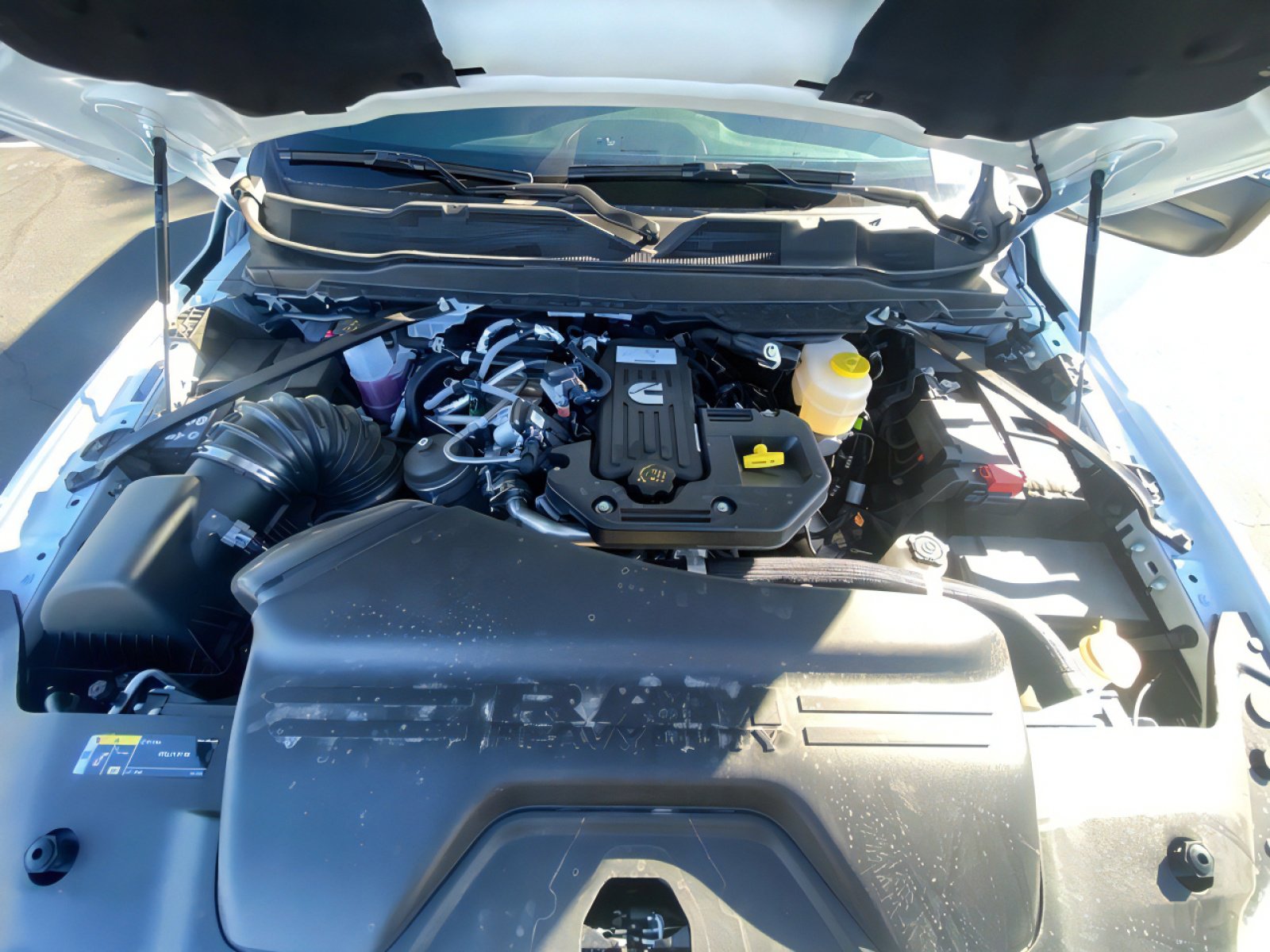 2026 RAM 3500 Laramie - Photo 35