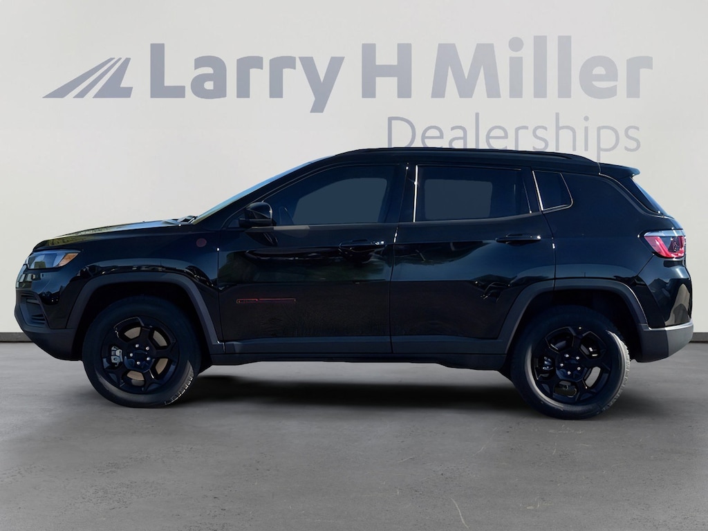 Used 2024 Jeep Compass Trailhawk SUV