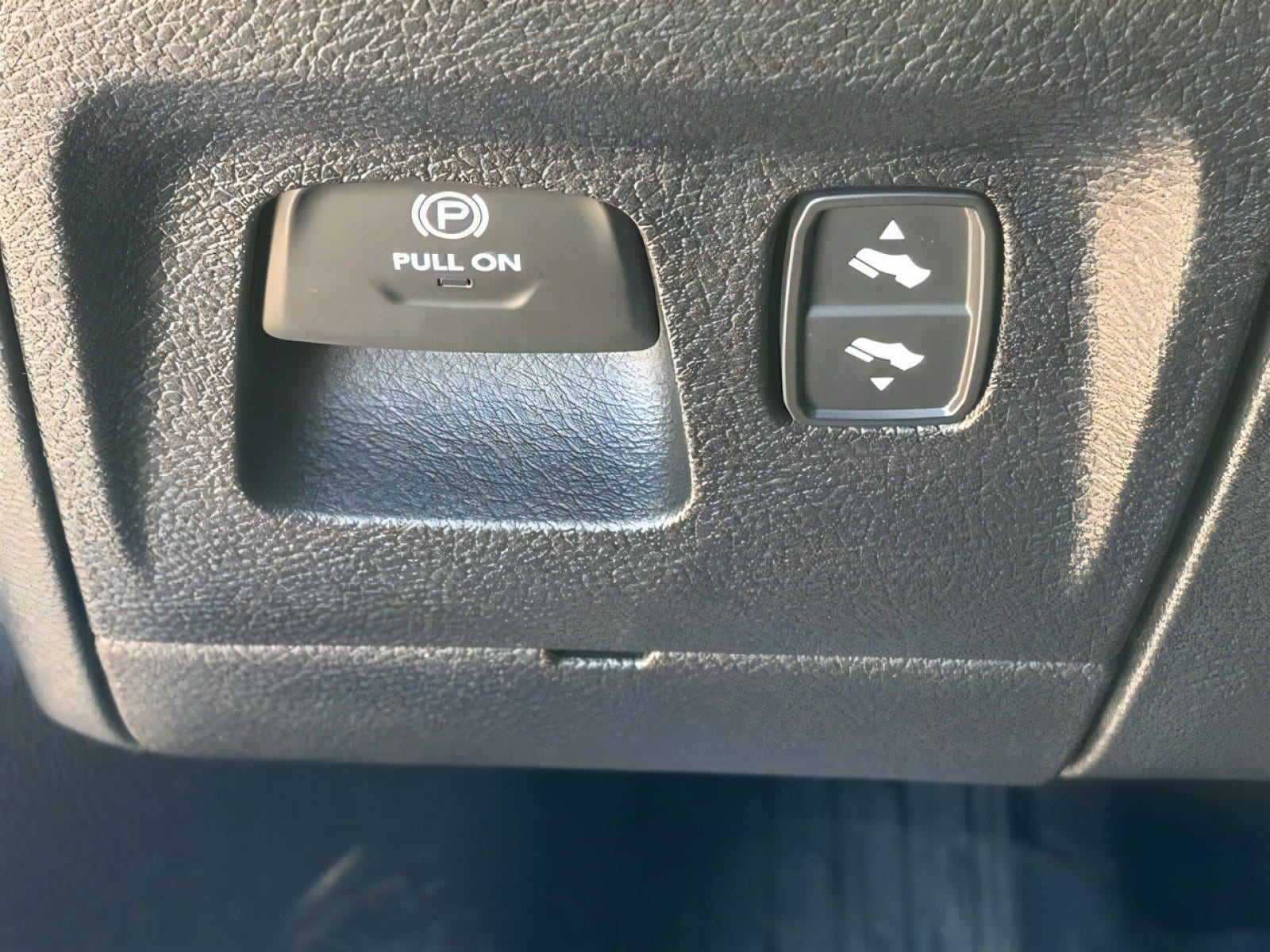 2026 RAM 1500 Rebel - Photo 19