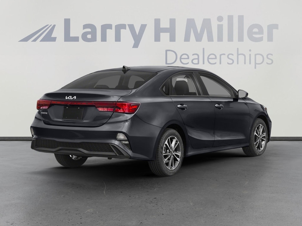 Used 2022 Kia Forte LXS Sedan