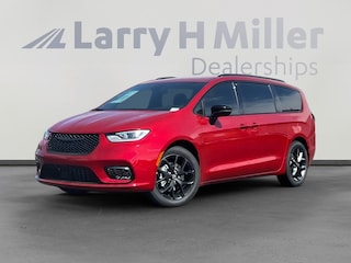 New 2025 Chrysler Pacifica Limited Passenger Van Surprise, AZ