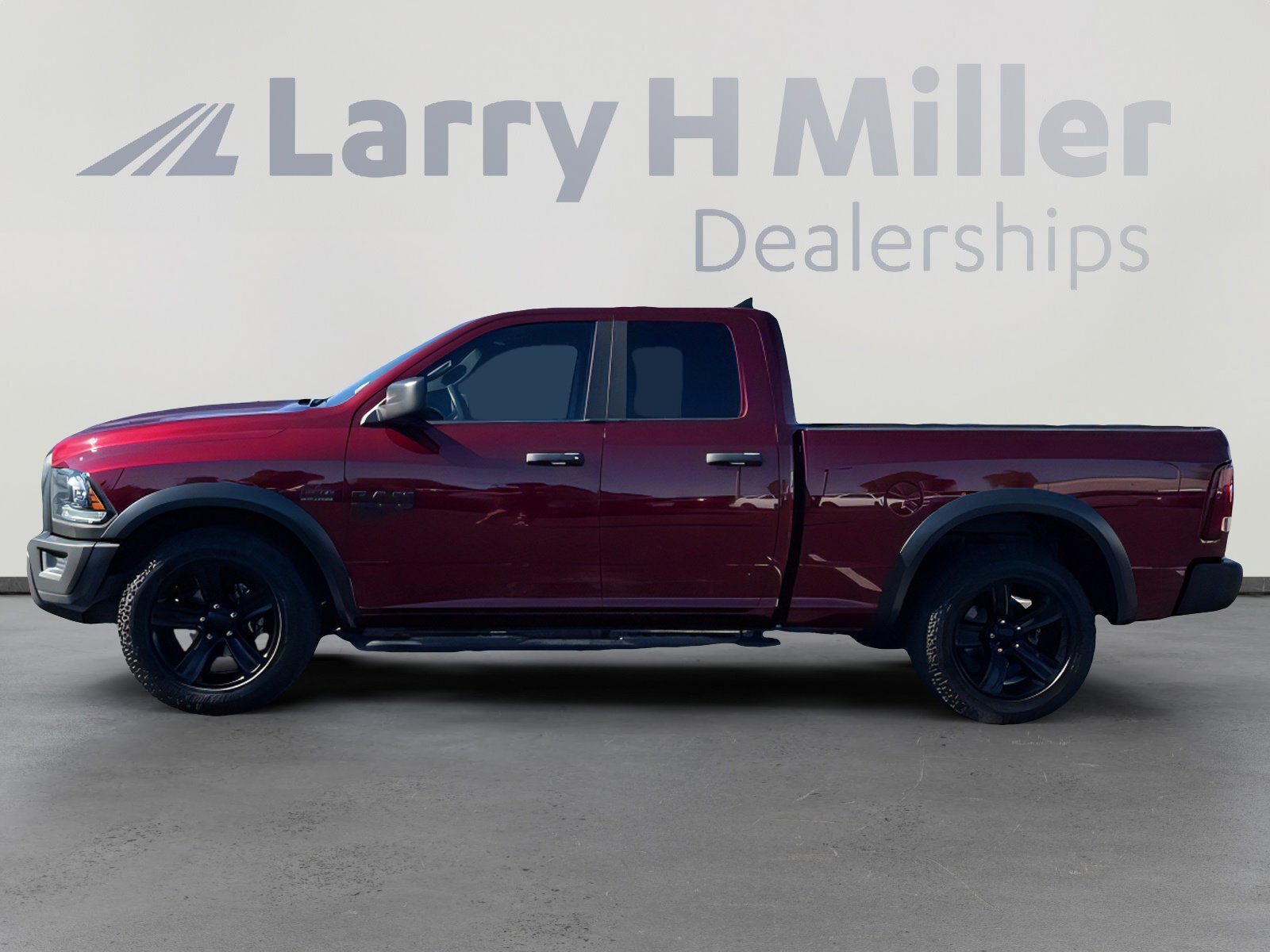 2021 Ram 1500 Classic SLT Warlock photo 2