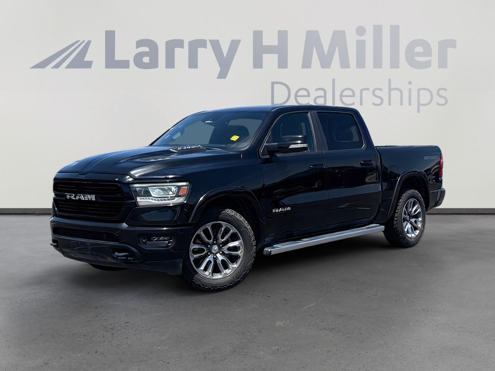 2021 RAM 1500 Laramie 4x4 Crew Cab 5'7's photo