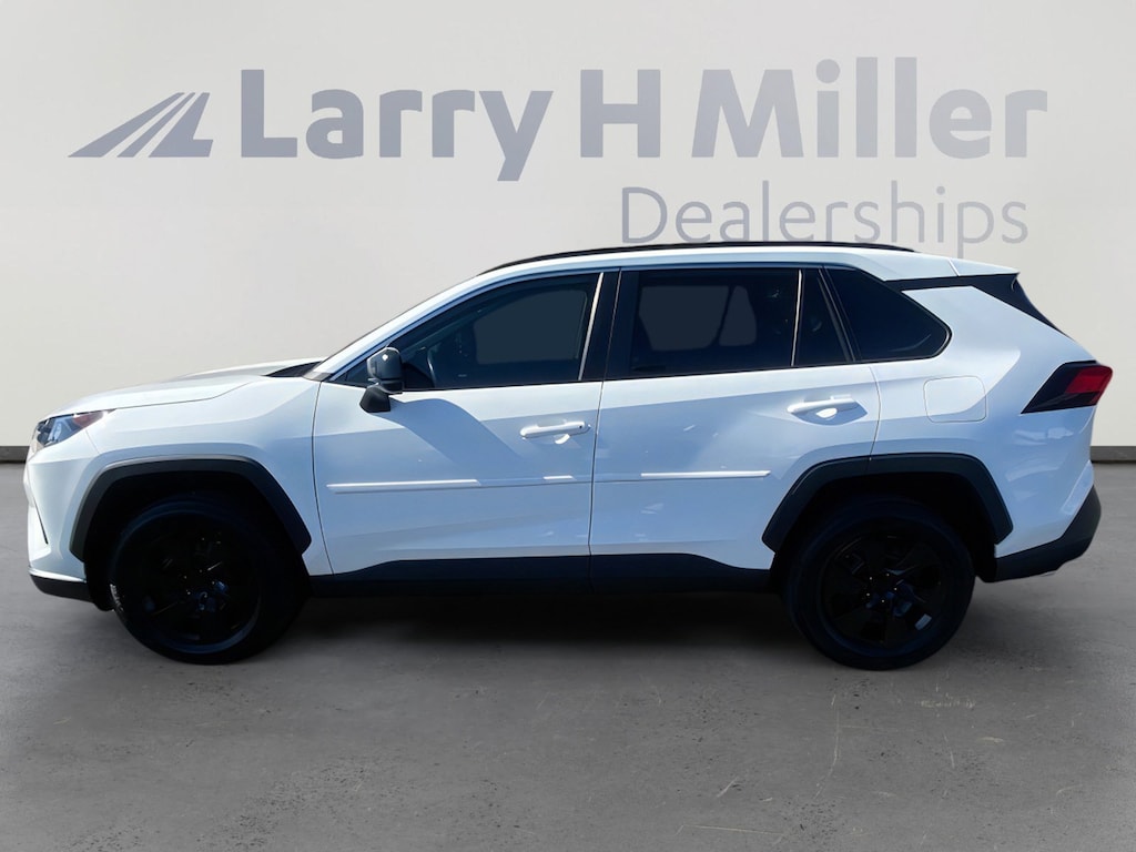 Used 2021 Toyota RAV4 LE SUV