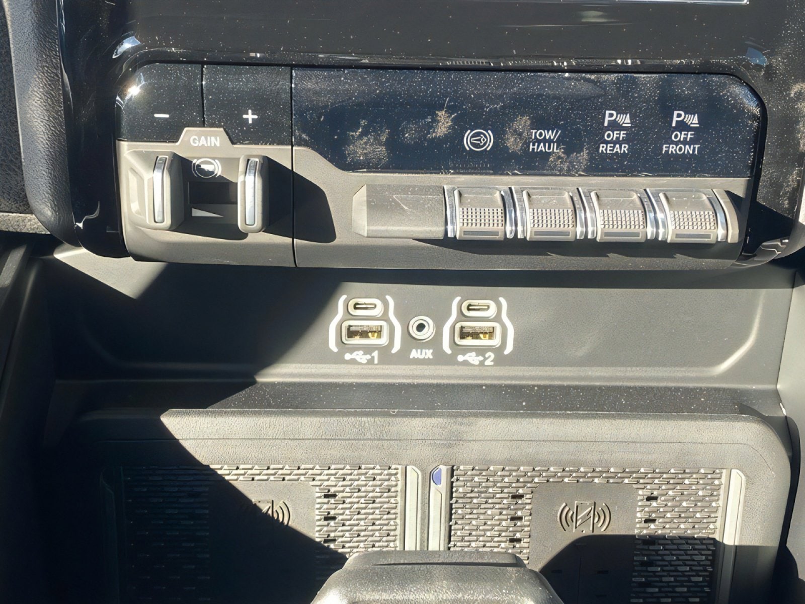 2026 RAM 3500 Laramie - Photo 23