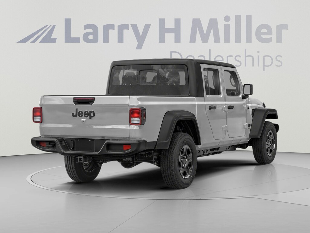 Used 2022 Jeep Gladiator Sport Truck Crew Cab