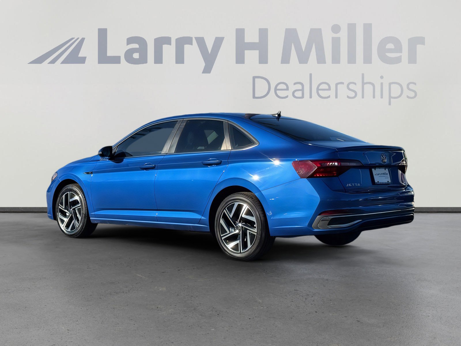 2022 Volkswagen Jetta 1.5T SEL photo 2