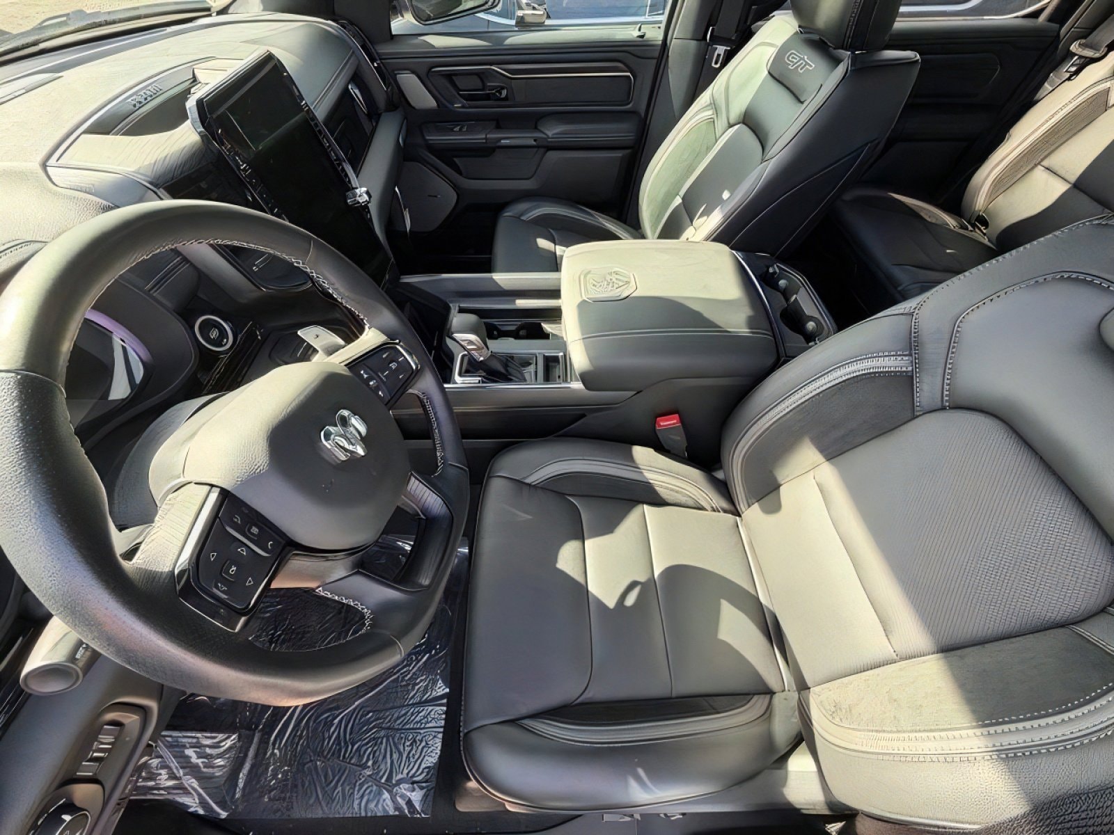2026 RAM 1500 Rebel - Photo 14