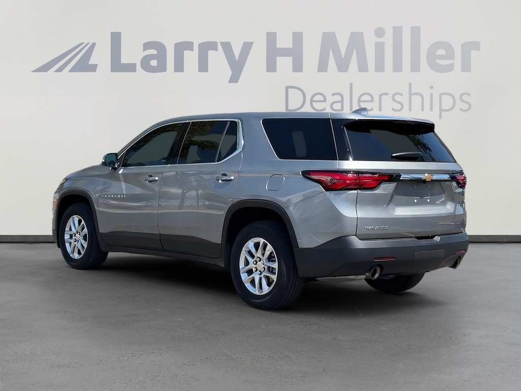 Used 2023 Chevrolet Traverse LS w/1LS SUV