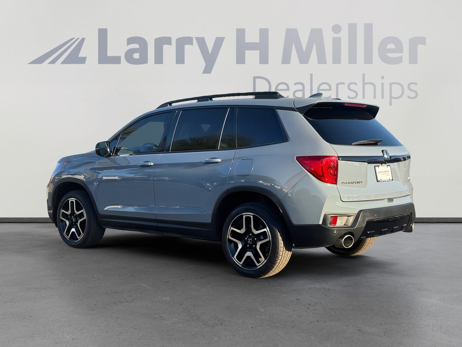 2022 Honda Passport Elite photo 2