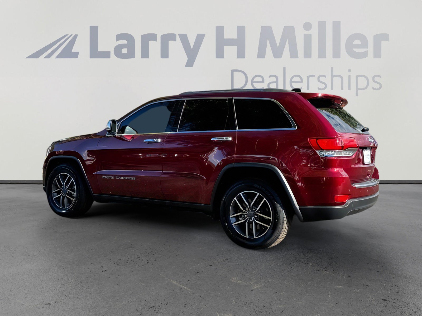 2021 Jeep Grand Cherokee Limited photo 2