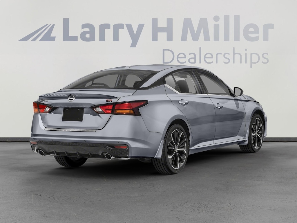 Used 2024 Nissan Altima 2.5 SR Sedan