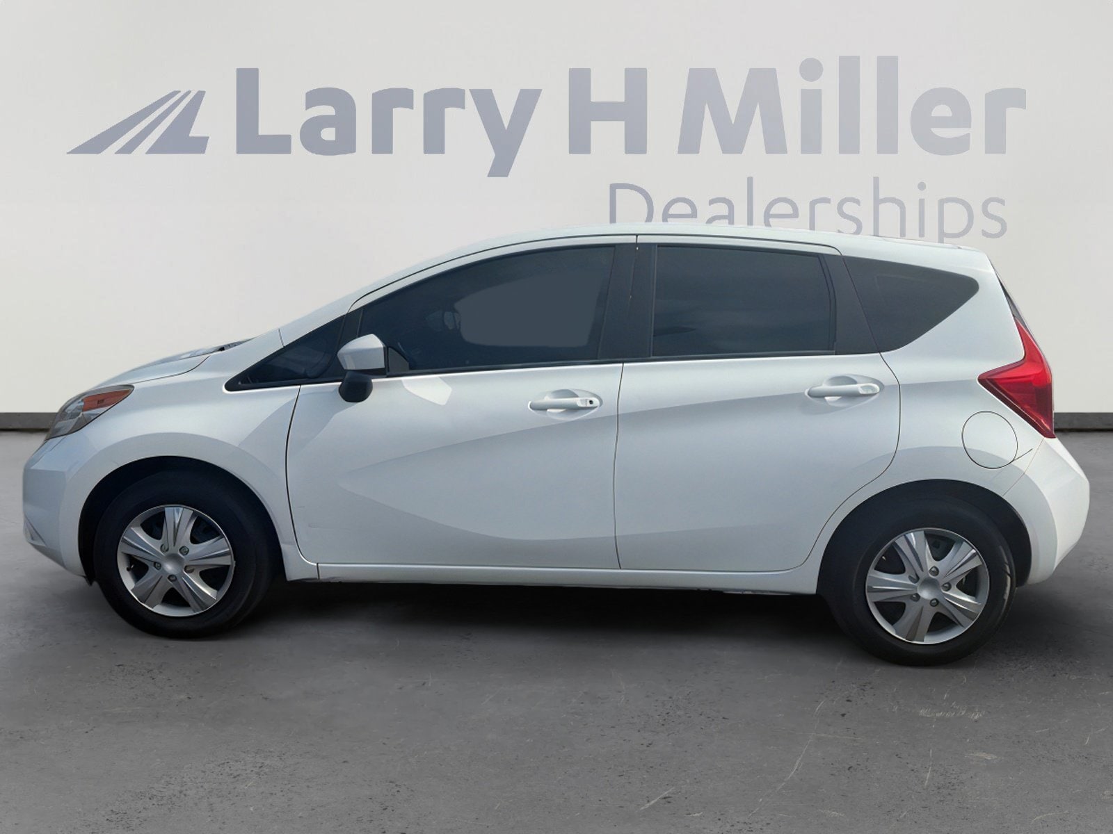 Used 2015 Nissan Versa Note SV with VIN 3N1CE2CP8FL417285 for sale in Surprise, AZ
