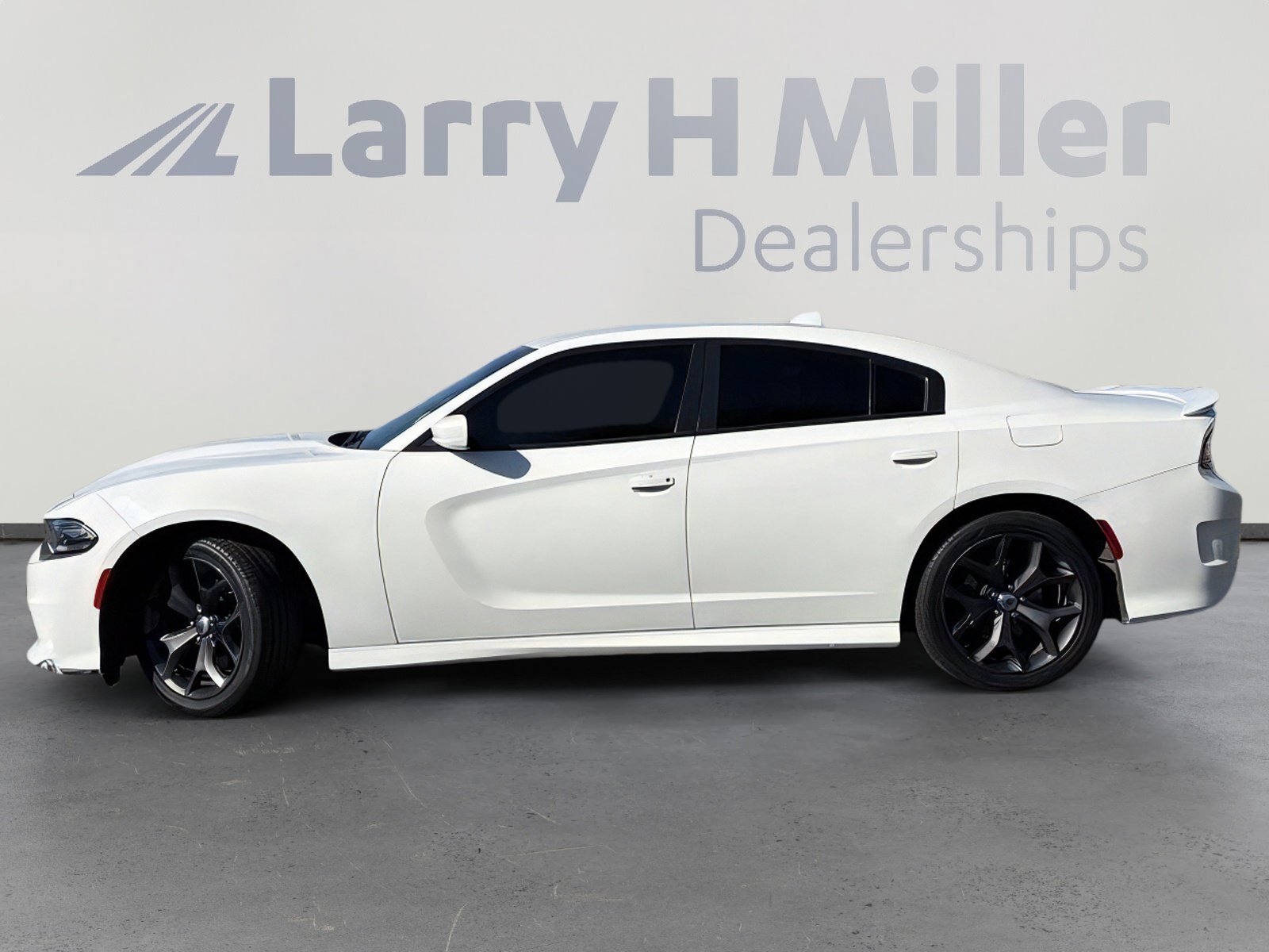 2C3CDXHG4KH578715