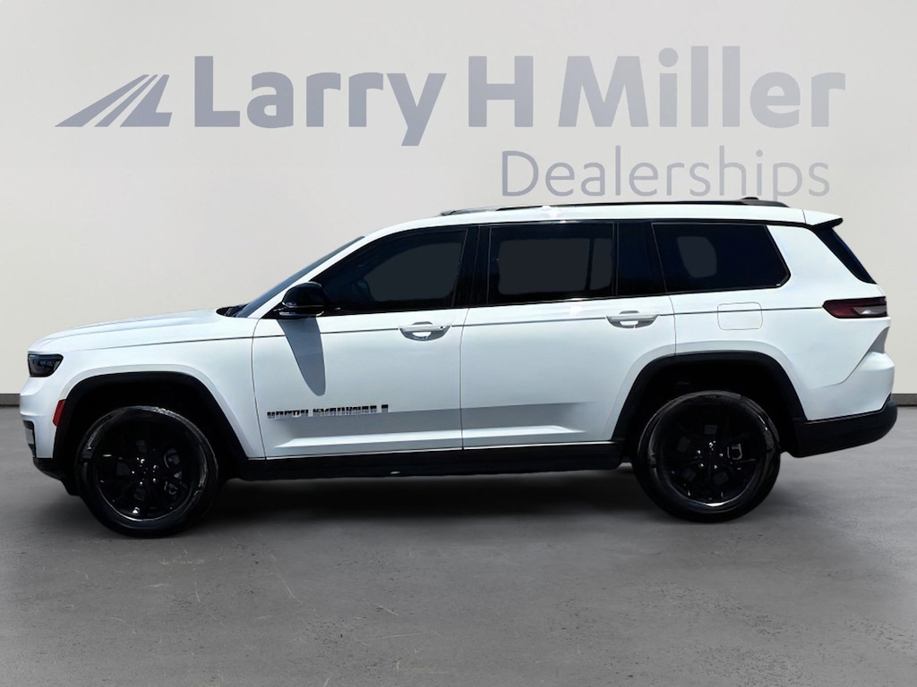 Used 2025 Jeep Grand Cherokee L Laredo SUV