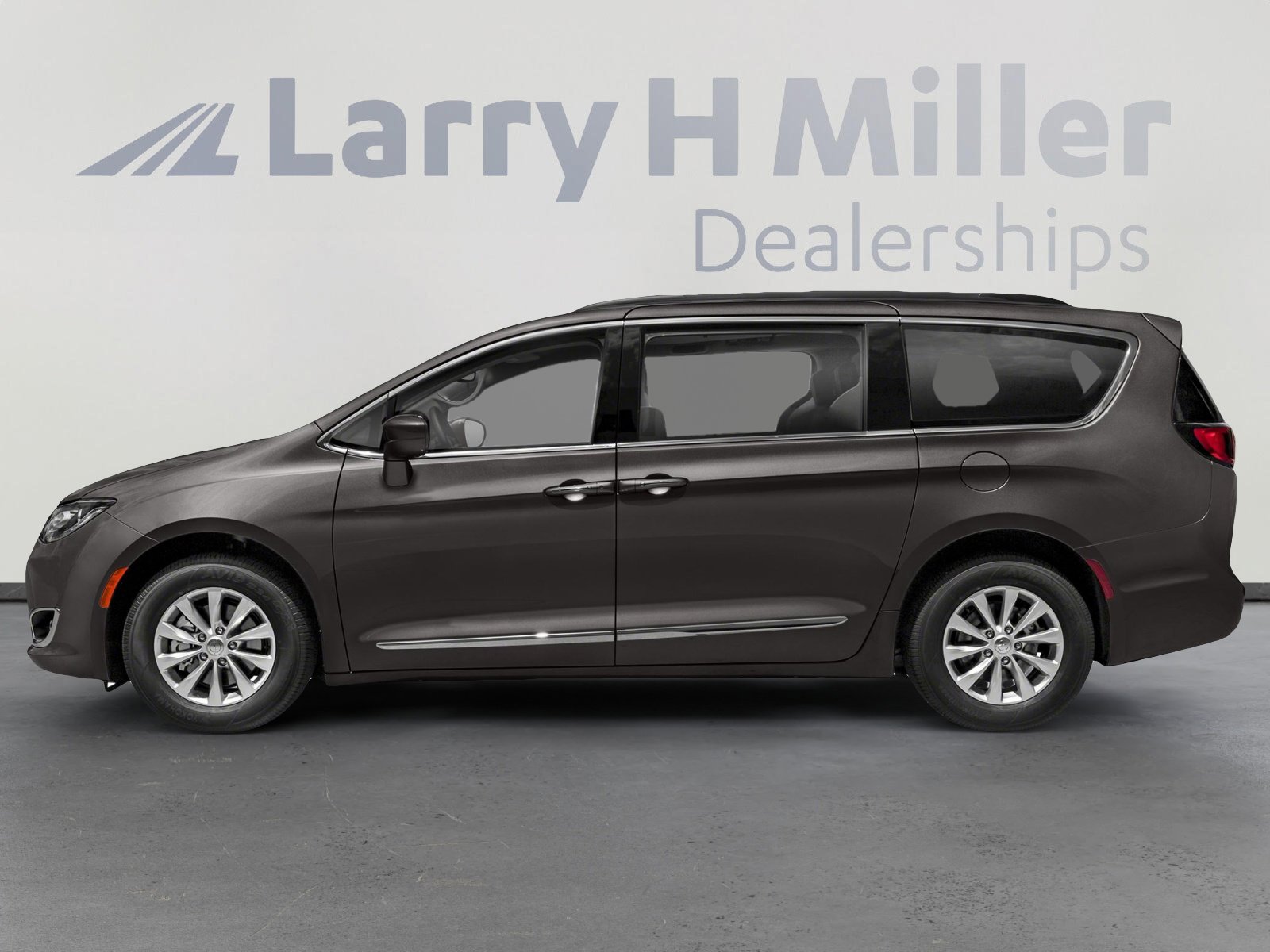 2020 Chrysler Pacifica Limited photo 3