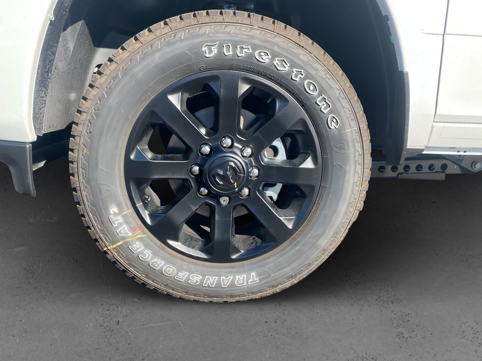 2026 RAM 3500 Laramie - Photo 10