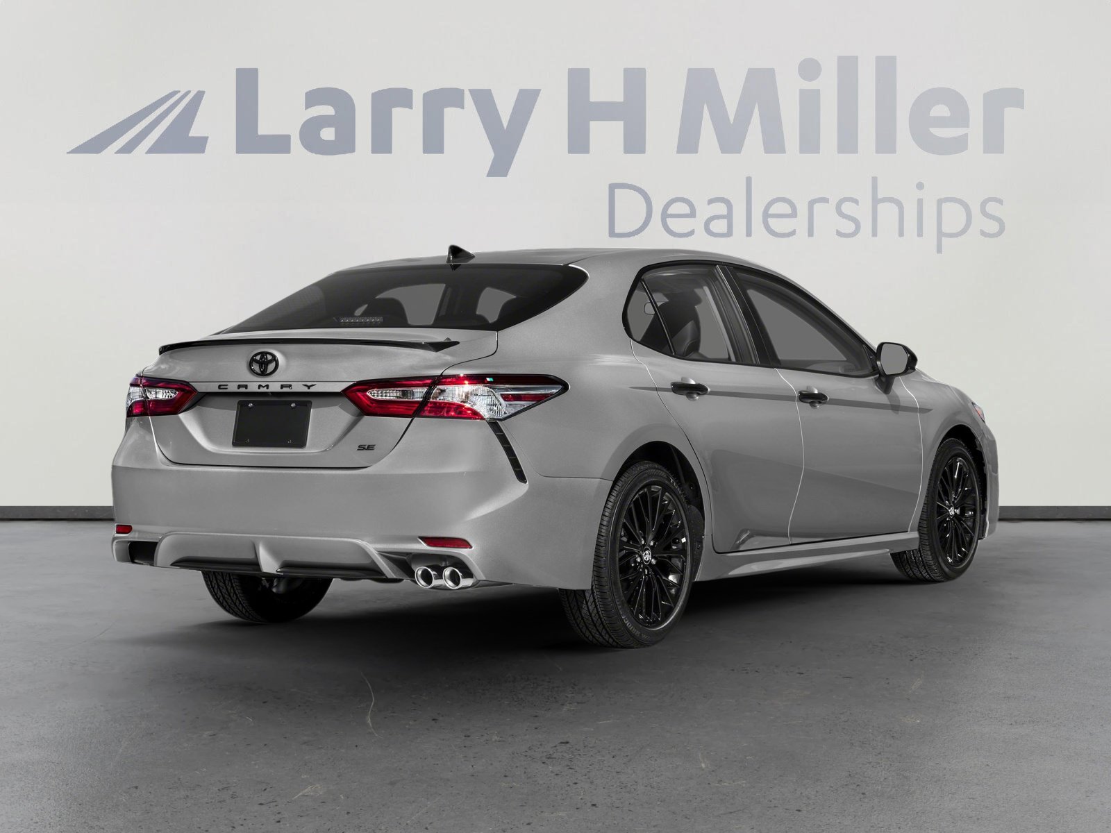 2020 Toyota Camry SE photo 2