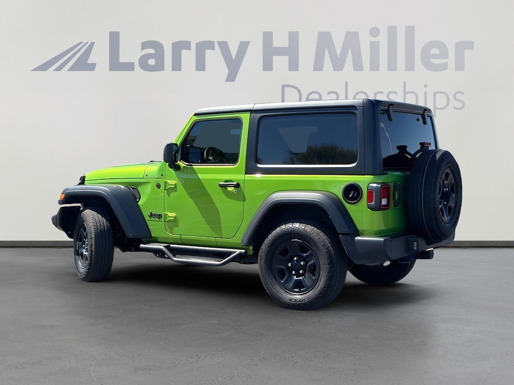 Used 2025 Jeep Wrangler Sport SUV