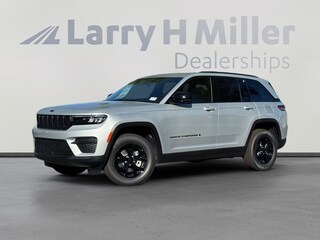 New 2025 Jeep Grand Cherokee LAREDO 4X4 4 Door Sport Utility Surprise, AZ