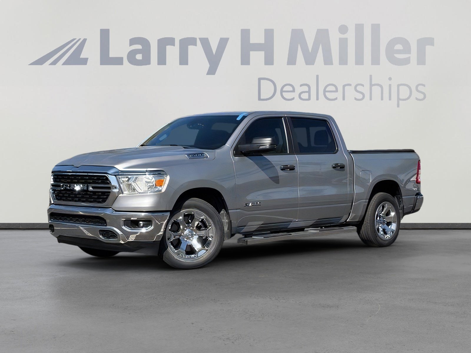 2023 RAM 1500 Big Horn/Lone Star Crew Cab 5'7's photo