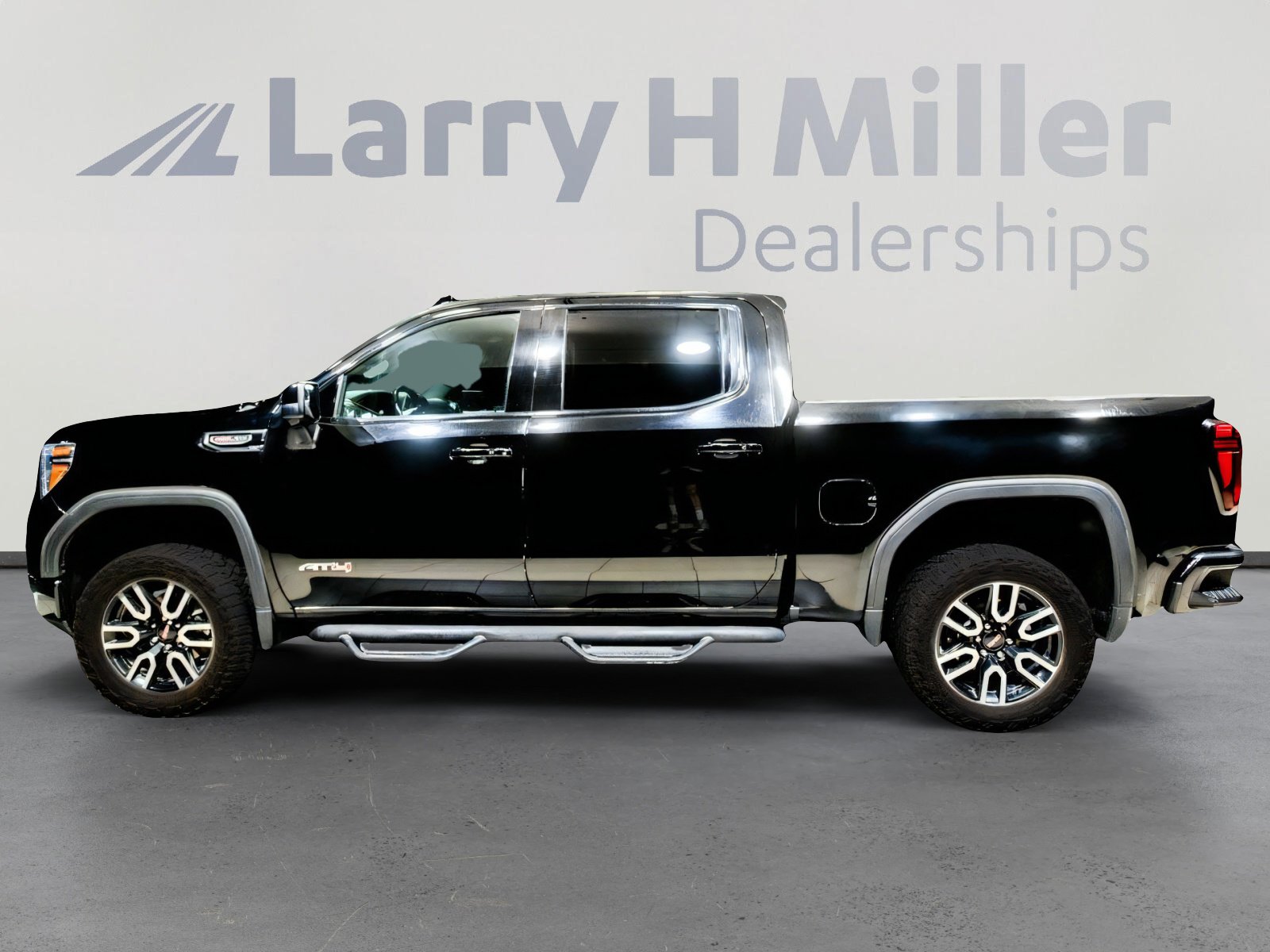 Used 2021 GMC Sierra 1500 AT4 with VIN 3GTP9EEL0MG385100 for sale in Surprise, AZ