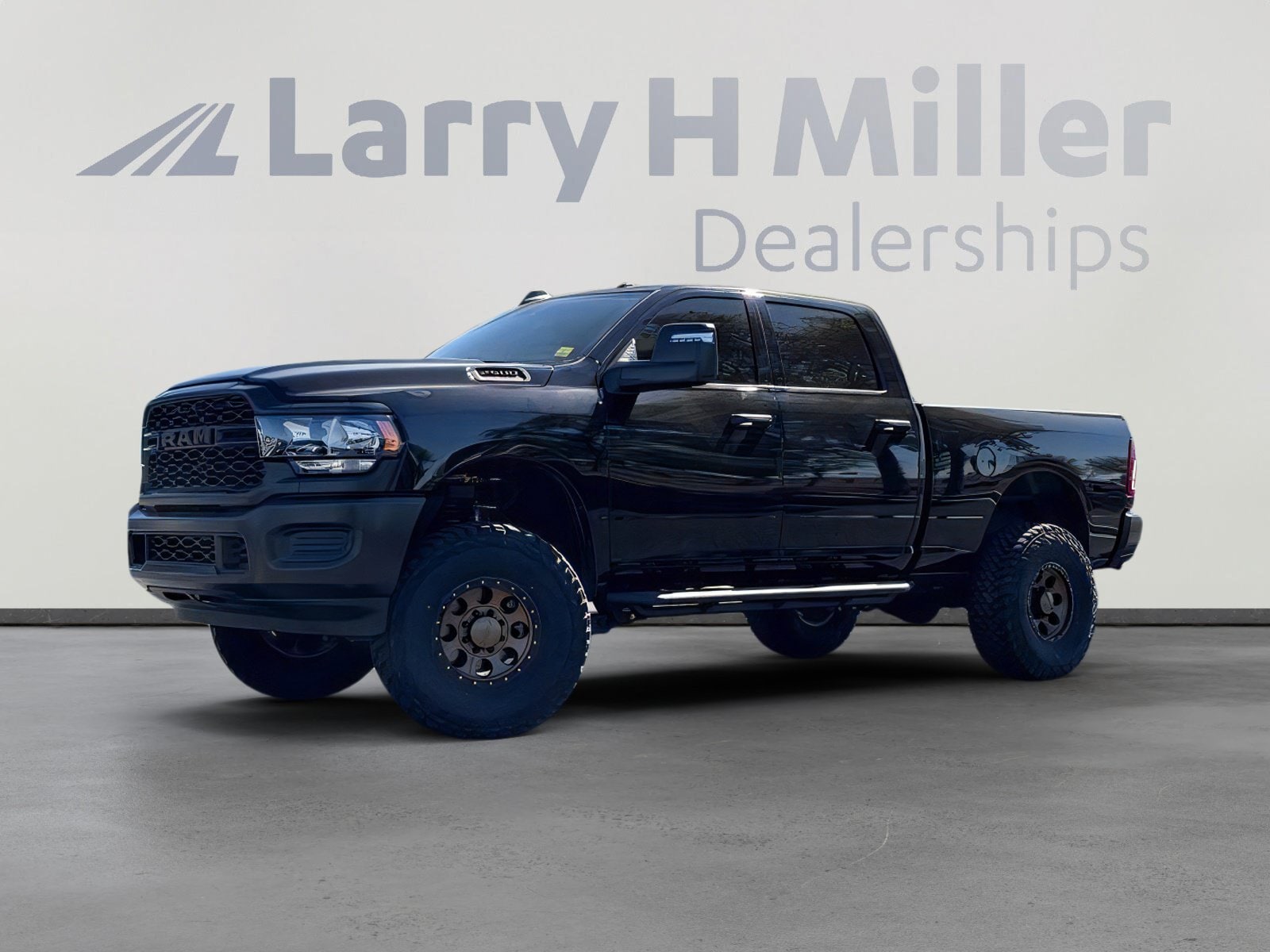 2024 RAM 2500 Tradesman 4X4 Crew Cab SWB's photo