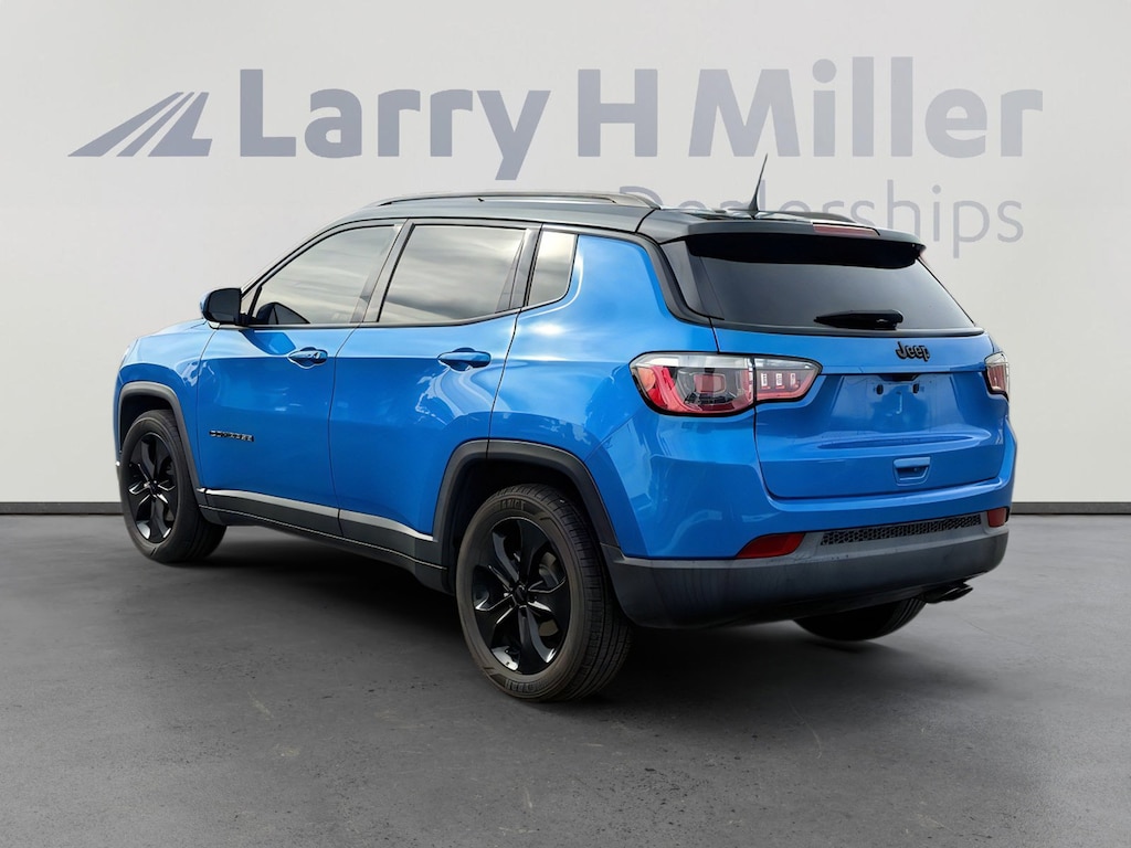 Used 2019 Jeep Compass Latitude FWD SUV