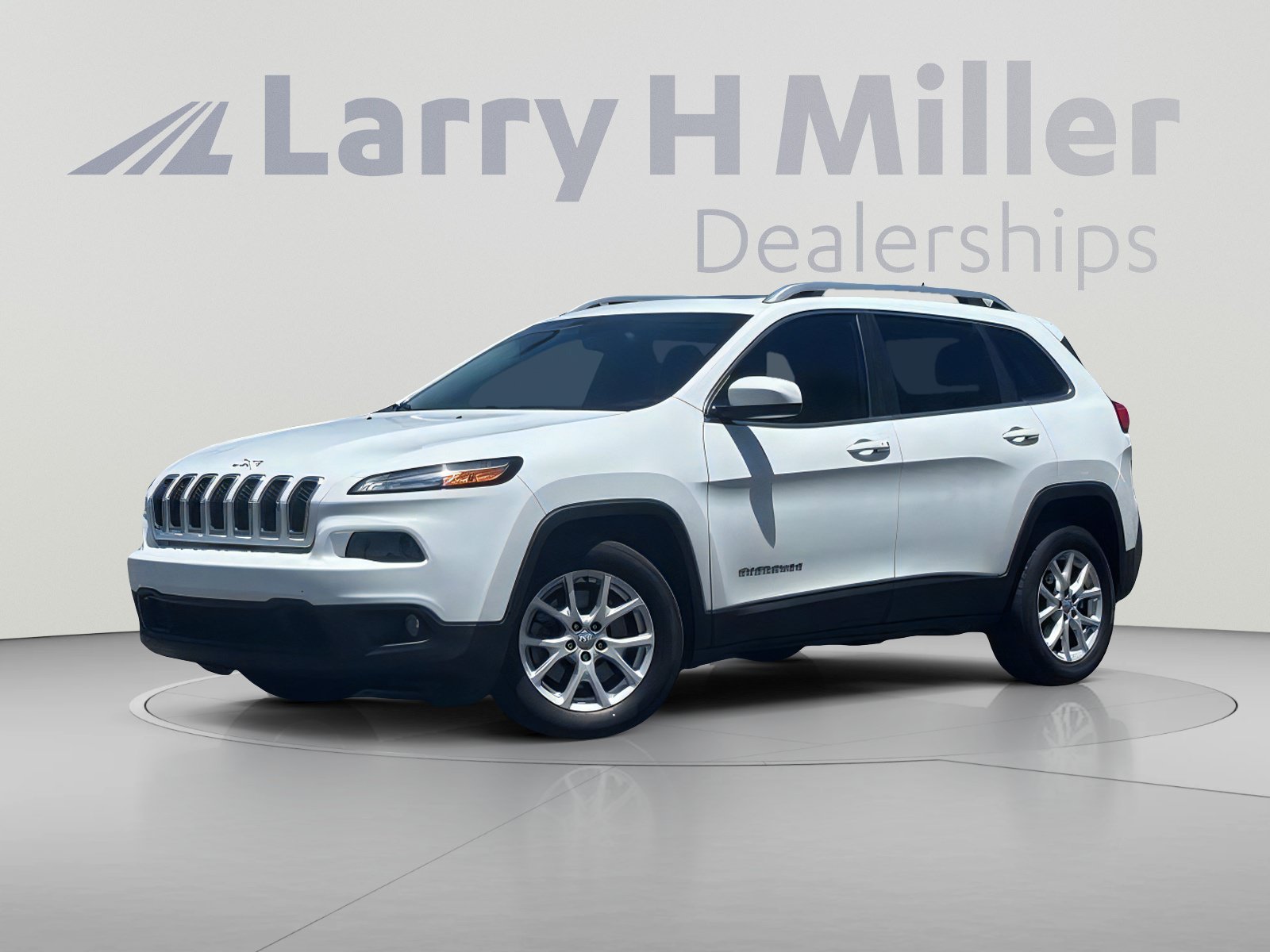 Used 2015 Jeep Cherokee Latitude with VIN 1C4PJLCB6FW590527 for sale in Surprise, AZ