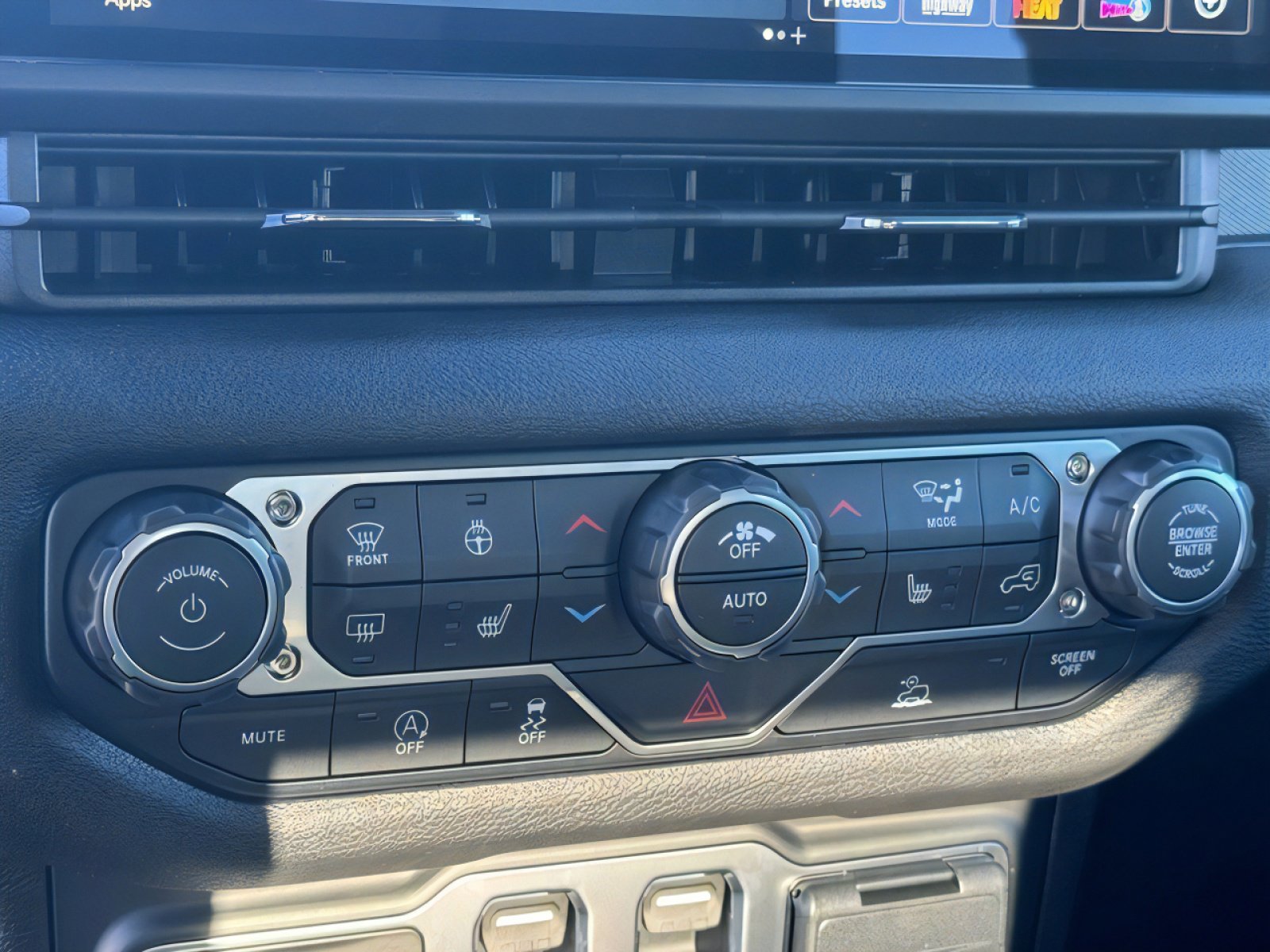 2026 Jeep Wrangler 2-Door Sport S - Photo 25
