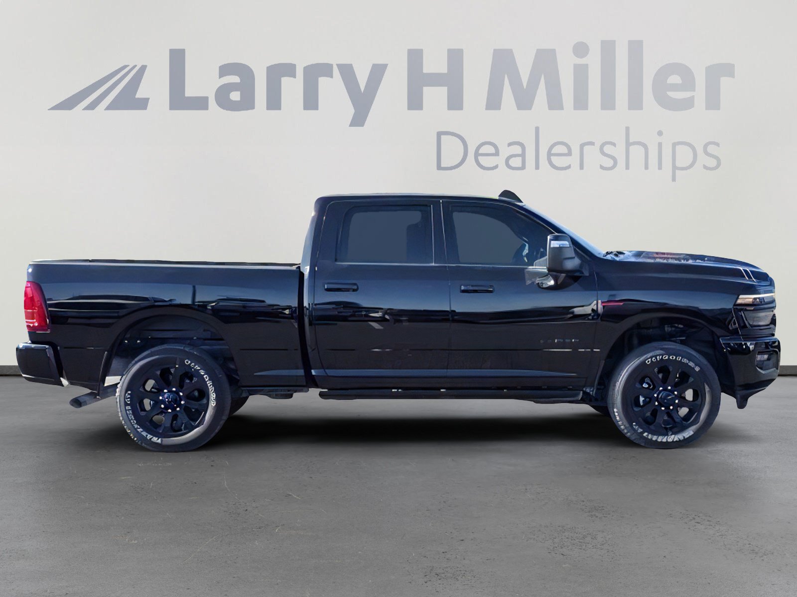 2025 RAM 2500 Laramie - Photo 7