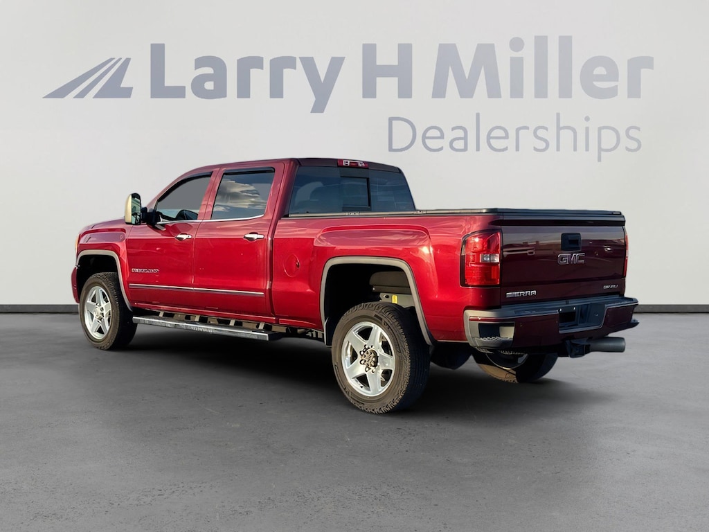 Used 2015 GMC Sierra 2500HD Denali Truck Crew Cab