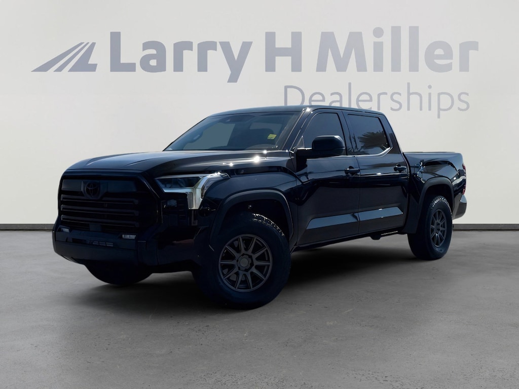 Used 2023 Toyota Tundra SR5 3.5L V6 Truck CrewMax