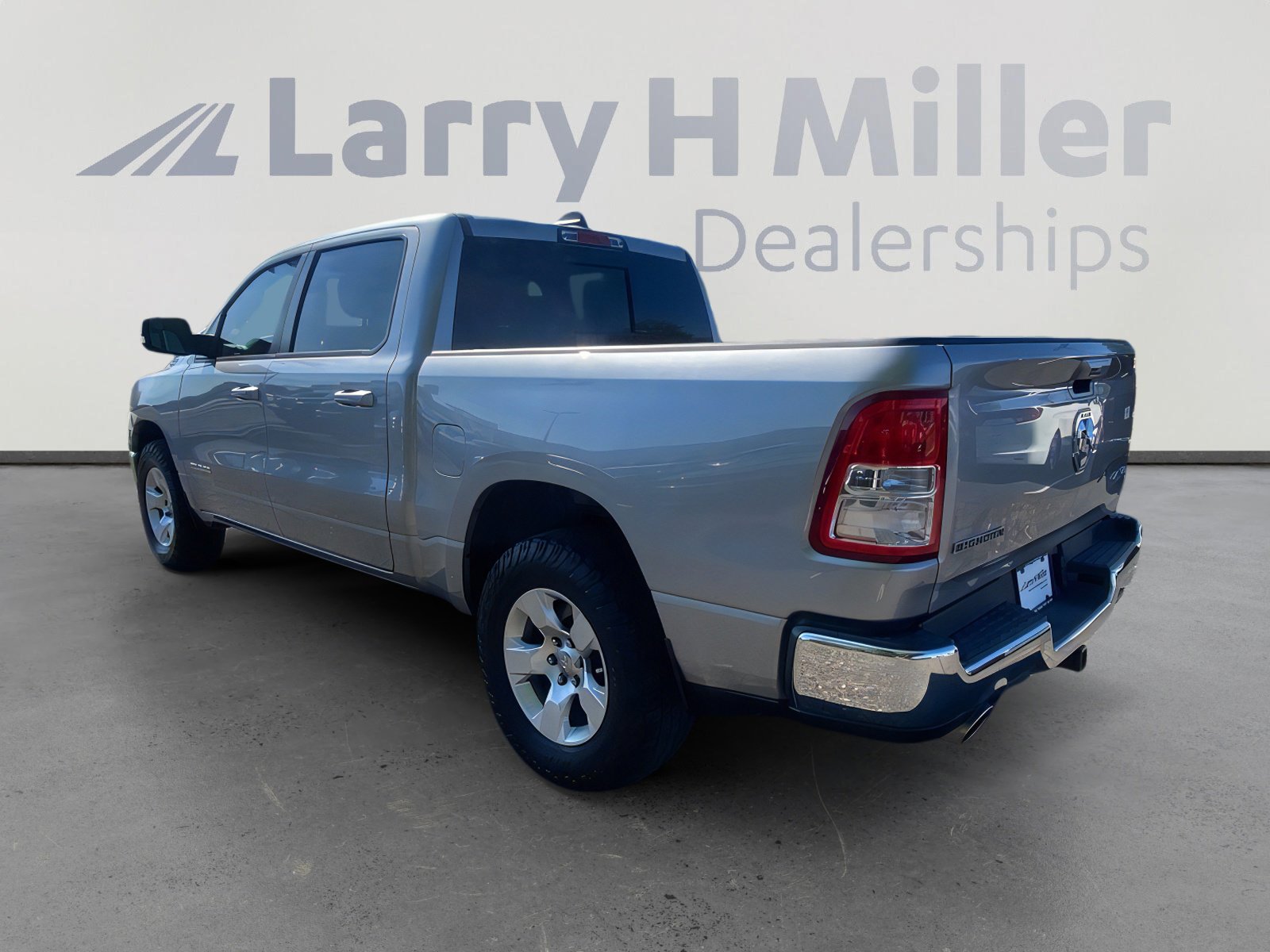 2021 Ram 1500 Big Horn Lone Star photo 3