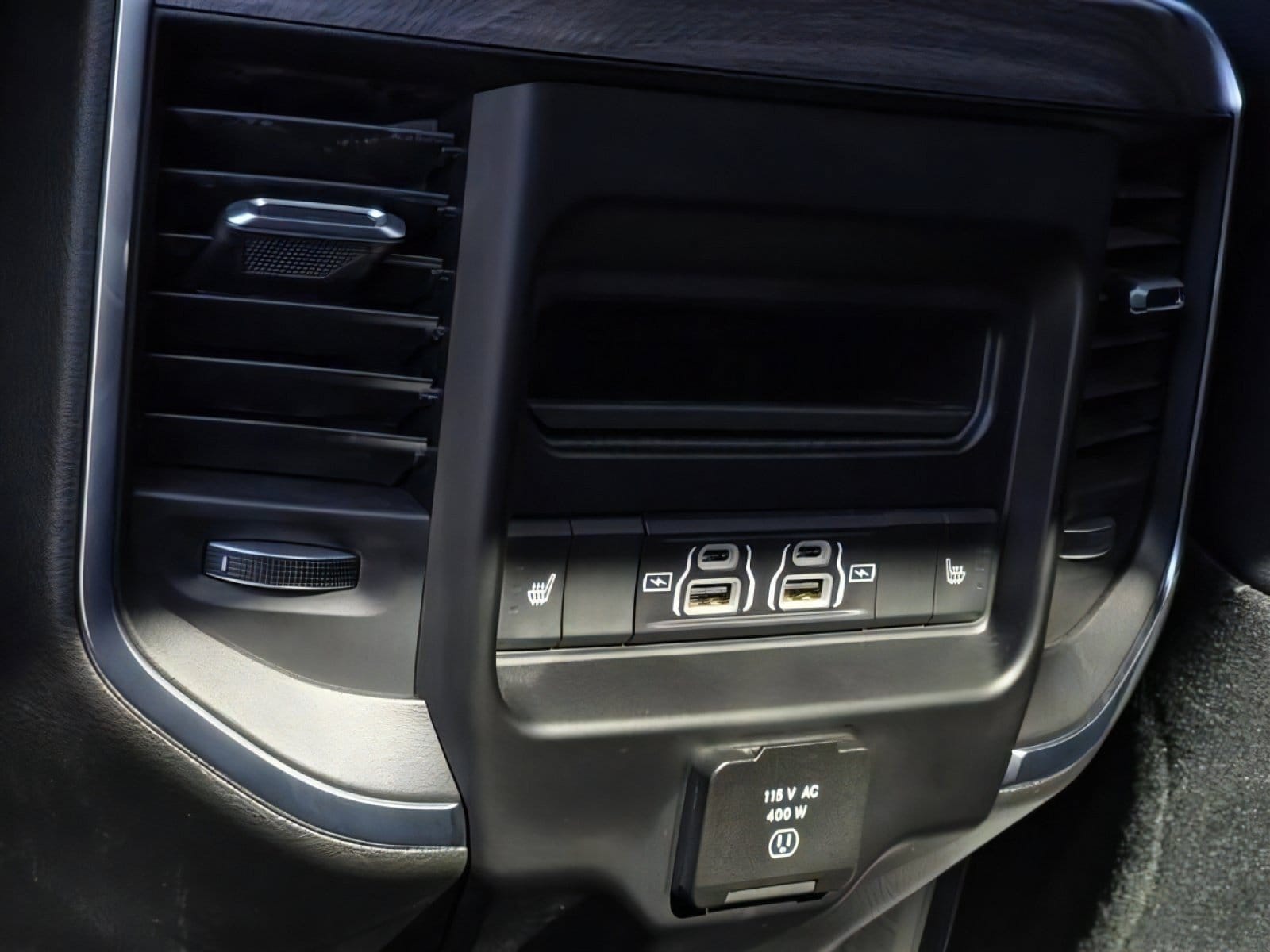 2025 RAM 2500 Laramie - Photo 17