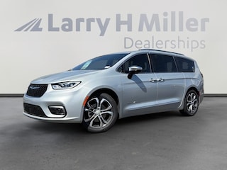 New 2026 Chrysler Pacifica Pinnacle Passenger Van Surprise, AZ