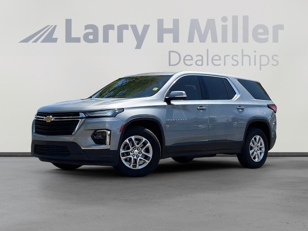 Used 2023 Chevrolet Traverse LS w/1LS SUV