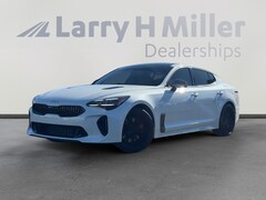 2022 Kia Stinger GT1 Sedan