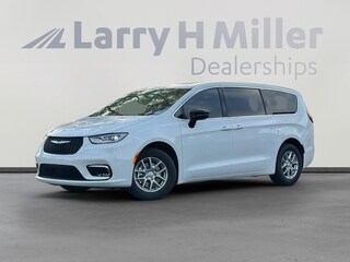 New 2026 Chrysler Pacifica Select Passenger Van Surprise, AZ