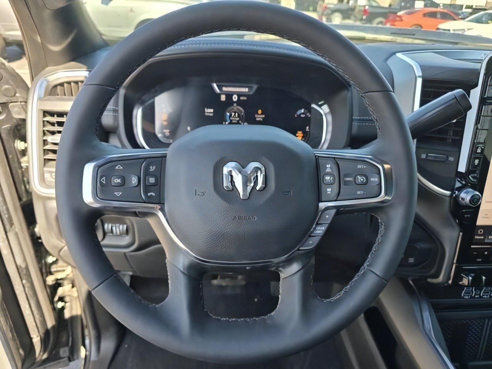 2025 RAM 2500 Laramie - Photo 32