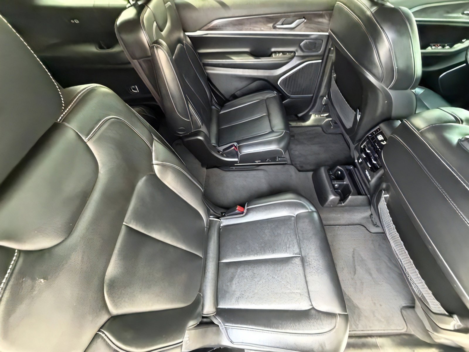 2021 Jeep Grand Cherokee L Limited - Photo 12