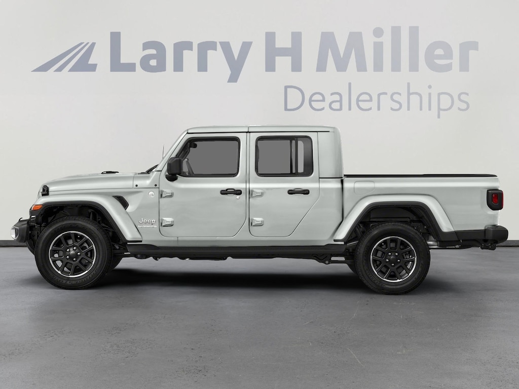 Used 2023 Jeep Gladiator Overland Truck Crew Cab