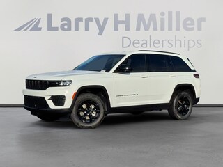 New 2025 Jeep Grand Cherokee LAREDO 4X4 4 Door Sport Utility Surprise, AZ