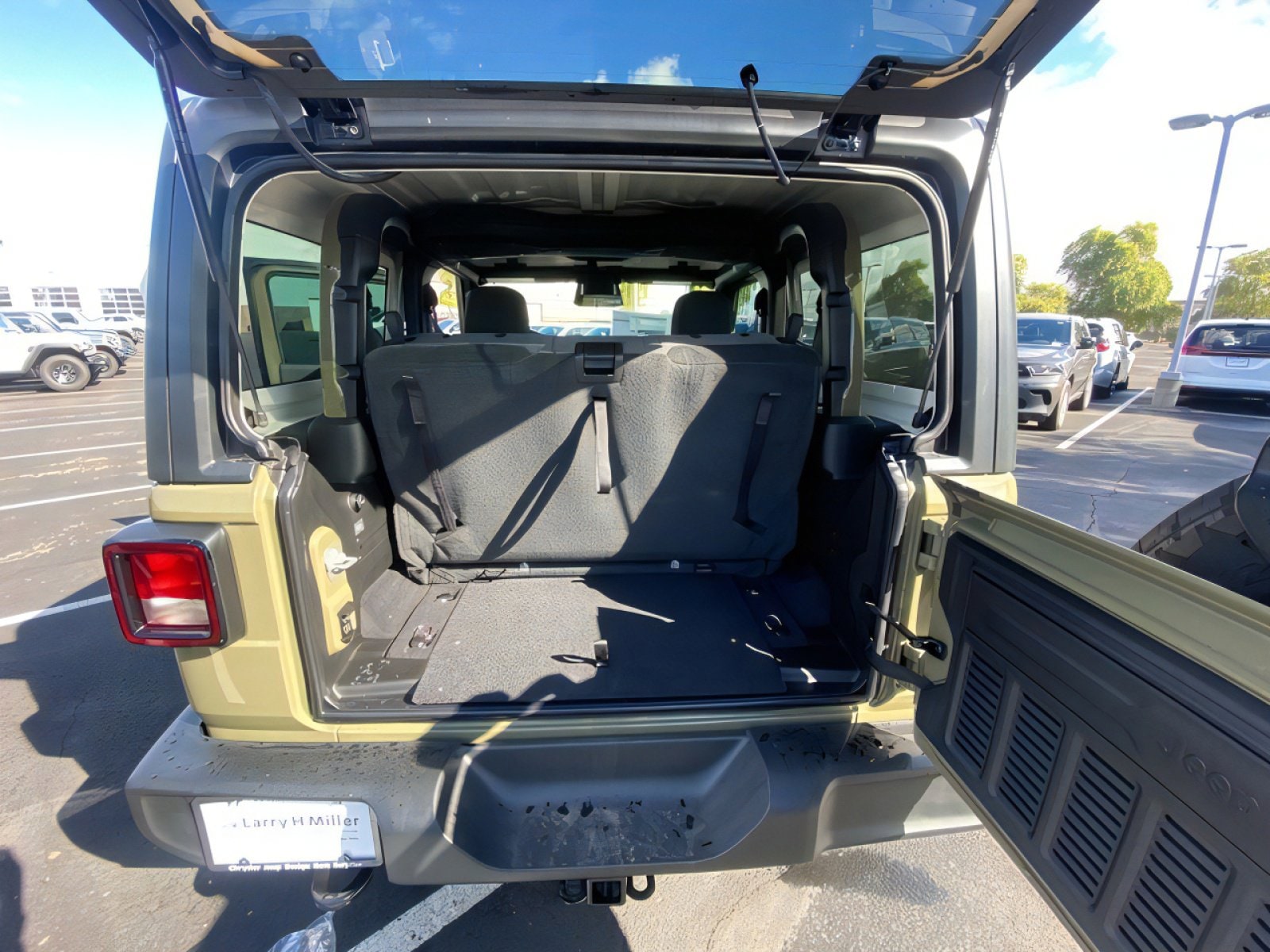 2026 Jeep Wrangler 2-Door Sport S - Photo 28